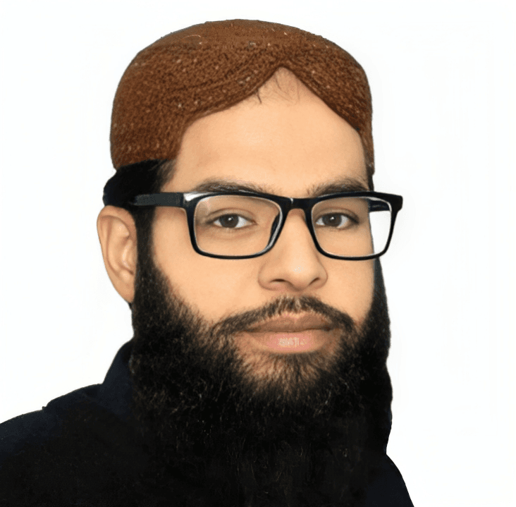 Beautiful Quran on wooden stand - Suffah